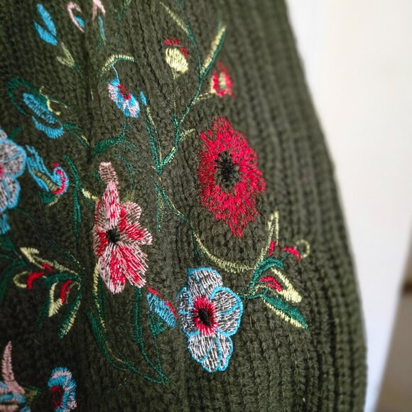 Shein curve green floral embroidered cardigan 3xl - Picture 4 of 7